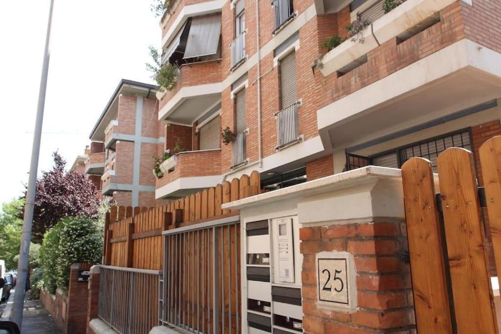 Vatican Flat Cozy Court Rome Exterior photo